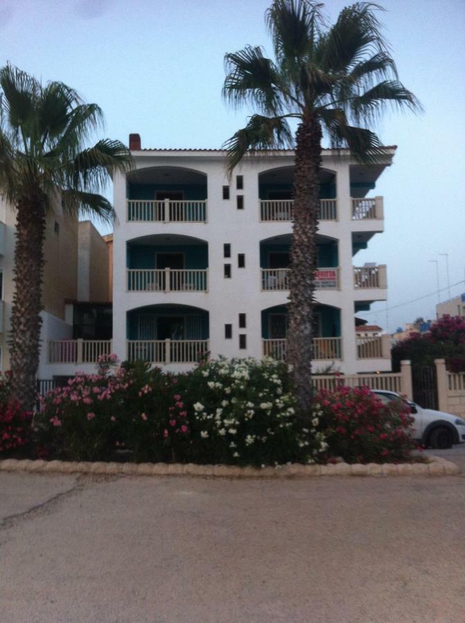 Edificio Cannizzo Scoglitti Eksteriør billede